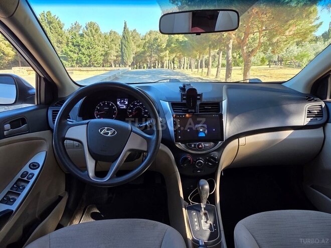 Hyundai Accent 2015, 228,977 km - 1.6 l - Bakı