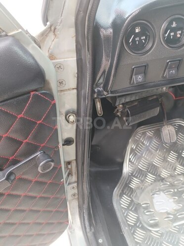 LADA (VAZ) 2106 1999, 80,000 km - 1.6 l - Ucar