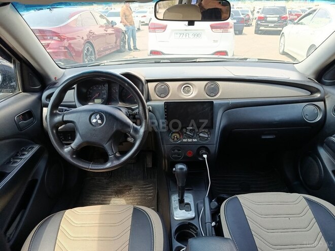 Mitsubishi Outlander 2005, 245,000 km - 2.4 l - Bakı