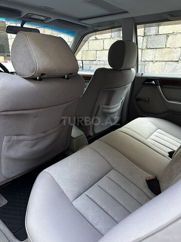 Mercedes E 300 1994, 320,000 km - 3.0 l - Lənkəran