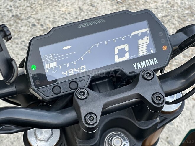 Yamaha MT-15-12