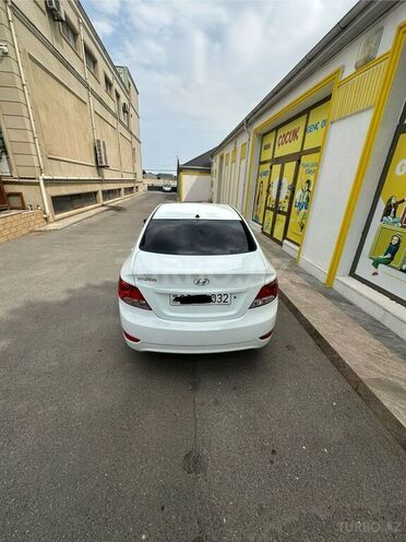 Hyundai Accent 2013, 181,000 km - 1.6 l - Bakı