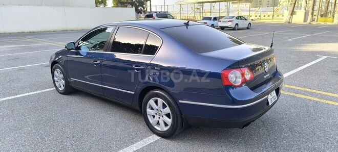 Volkswagen Passat 2005, 204,000 km - 2.0 l - Bakı