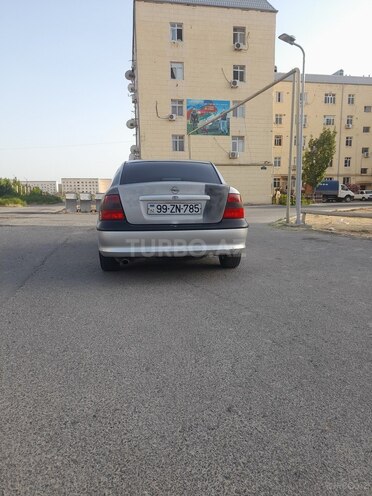 Opel Vectra 1997, 100,000 km - 2.0 l - Şirvan