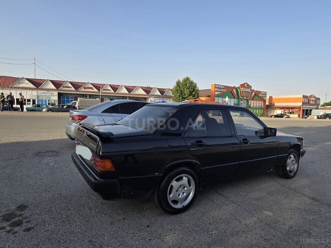 Mercedes 190 1991, 258,539 km - 2.0 l - Sumqayıt