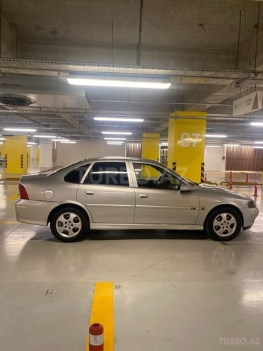 Opel Vectra 1999, 420,000 km - 2.0 l - Gəncə