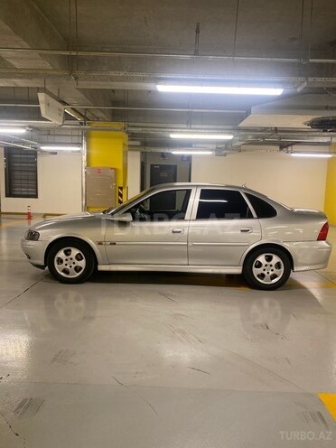 Opel Vectra 1999, 420,000 km - 2.0 l - Gəncə