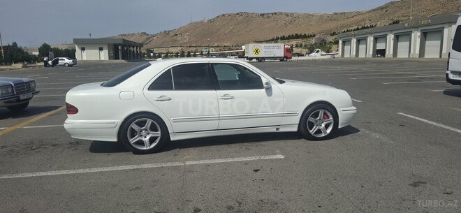 Mercedes E 320 2000, 400,000 km - 3.2 l - Bakı