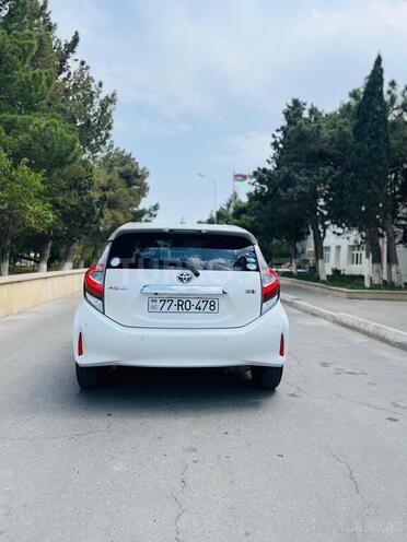 Toyota Aqua 2018, 80,300 km - 1.5 л - Bakı