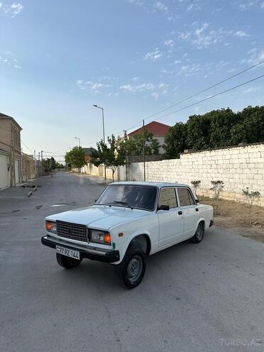 LADA (VAZ) 2107-1