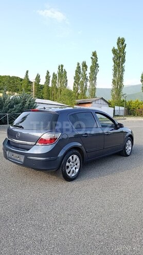 Opel Astra 2009, 261,563 km - 1.4 l - Şəki
