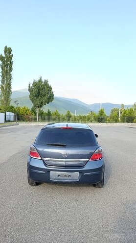 Opel Astra 2009, 261,563 km - 1.4 l - Şəki