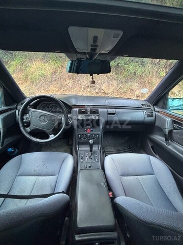 Mercedes E 200 1997, 470,000 km - 2.0 l - Gəncə