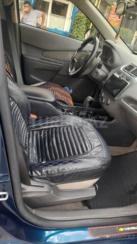 Chevrolet Cobalt-8