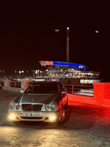 Mercedes E 240 2002, 266,500 km - 2.6 l - Bakı