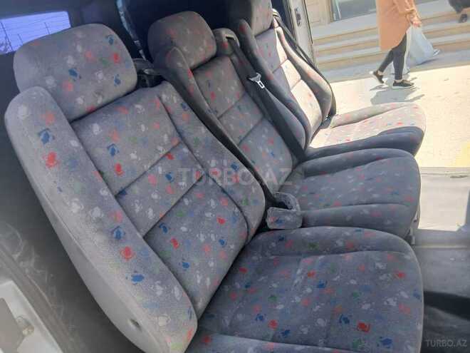Mercedes  1996, 350,000 km - 2.8 l - Bakı