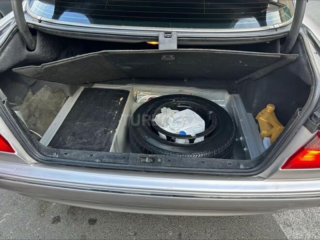 Mercedes E 240 2002, 266,500 km - 2.6 l - Bakı