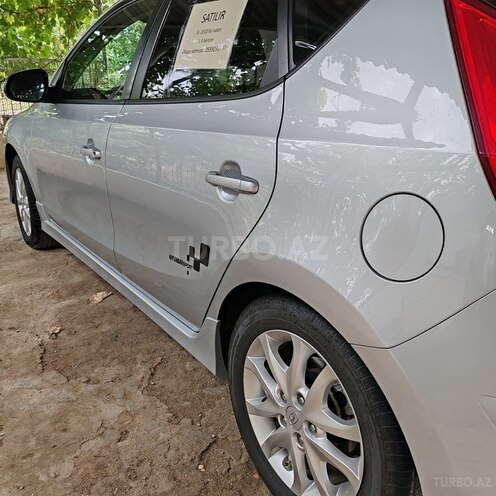 Hyundai i30 2010, 236,000 km - 1.4 l - Neftçala
