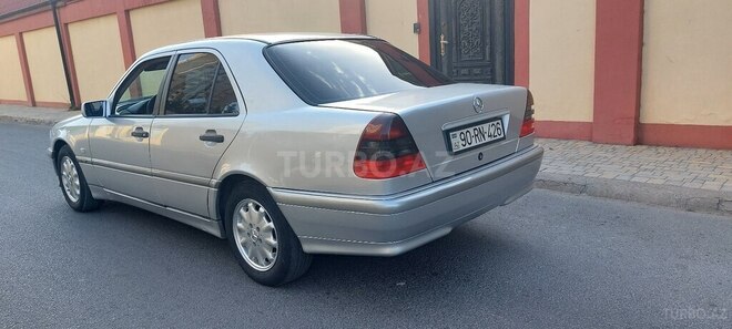 Mercedes C 180 1997, 124,000 km - 1.8 л - Bakı