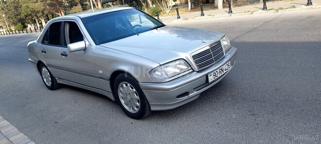 Mercedes C 180 1997, 124,000 km - 1.8 л - Bakı