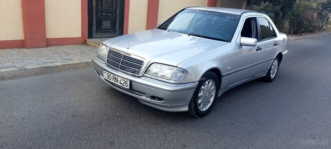 Mercedes C 180 1997, 124,000 km - 1.8 л - Bakı
