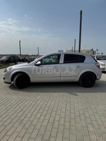 Opel Astra 2005, 226,000 km - 1.4 l - Bakı