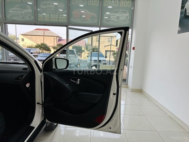 Hyundai ix35-3