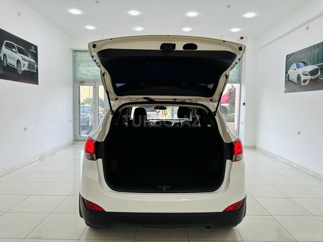 Hyundai ix35-11