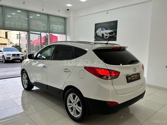 Hyundai ix35-28