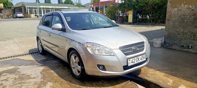 Kia Ceed 2007, 270,000 km - 1.6 л - Lənkəran