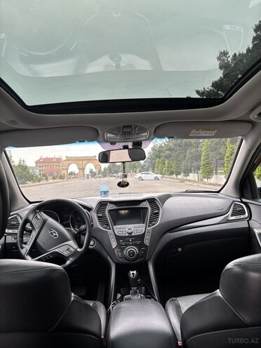 Hyundai Grand Santa Fe-7
