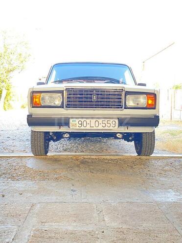 LADA (VAZ) 2107 2011, 50,000 km - 1.6 л - Salyan