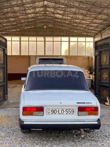 LADA (VAZ) 2107 2011, 50,000 km - 1.6 л - Salyan
