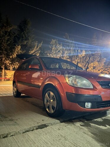 Kia Rio 2005, 390,411 km - 1.5 l - Salyan