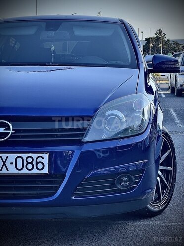 Opel Astra 2004, 238,000 km - 1.4 l - Bakı