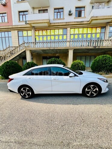 Hyundai Elantra 2021, 69,500 km - 1.6 л - Bakı