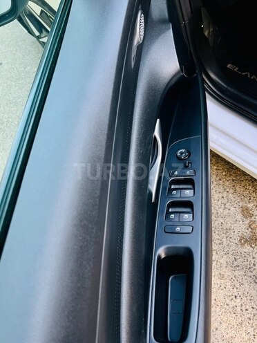 Hyundai Elantra 2021, 69,500 km - 1.6 л - Bakı