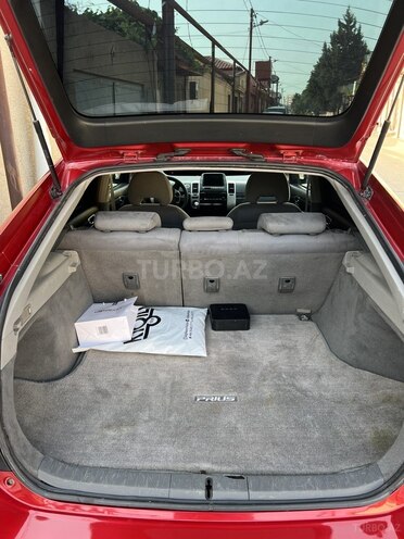 Toyota Prius-18