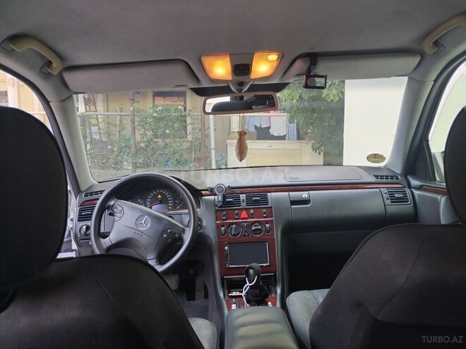 Mercedes E 220 d 2001, 655,000 km - 2.2 л - Bakı
