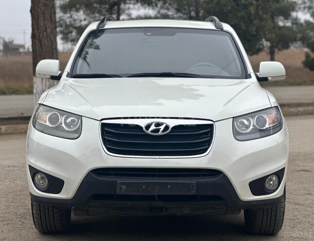 Hyundai Santa Fe 2010, 290,000 km - 3.5 l - Salyan