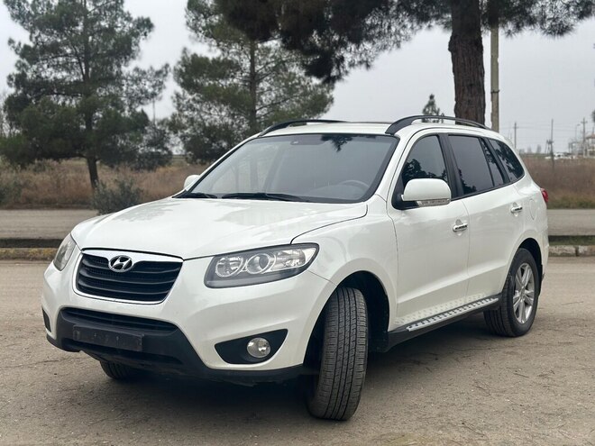 Hyundai Santa Fe 2010, 290,000 km - 3.5 l - Salyan