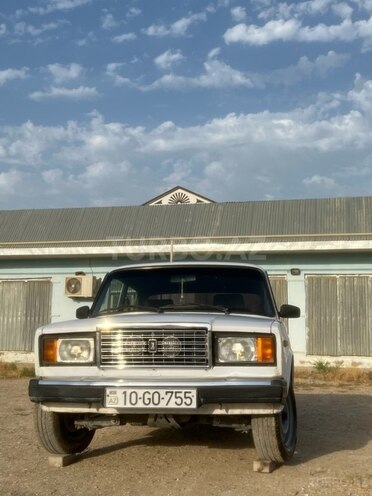 LADA (VAZ) 2107 2000, 46,437 km - 1.6 l - Salyan