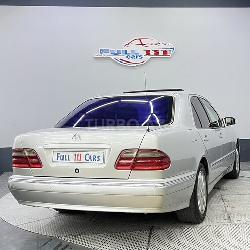 Mercedes E 270 2001, 222,111 km - 2.7 l - Sumqayıt