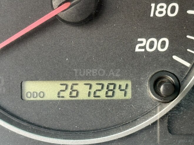 Toyota Land Cruiser Prado-13