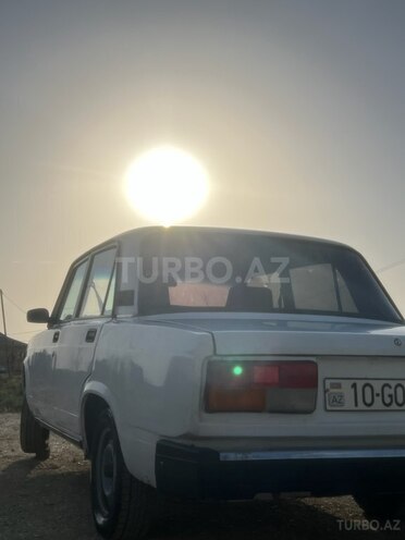 LADA (VAZ) 2107 2000, 46,437 km - 1.6 l - Salyan