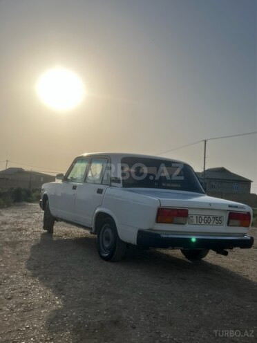 LADA (VAZ) 2107 2000, 46,437 km - 1.6 l - Salyan