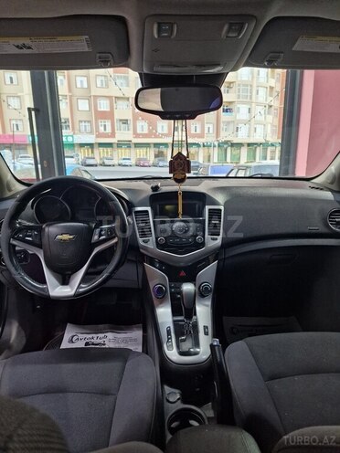 Chevrolet Cruze-7