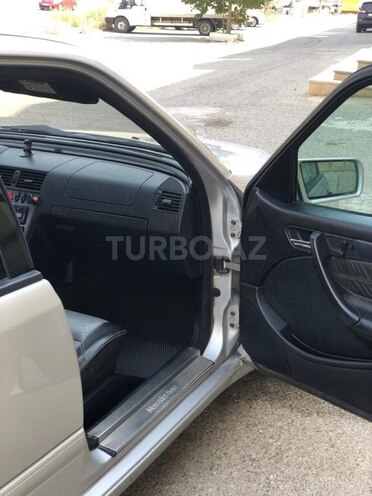 Mercedes C 280 2000, 350,000 km - 2.8 l - Bakı