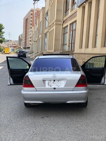 Mercedes C 280 2000, 350,000 km - 2.8 l - Bakı