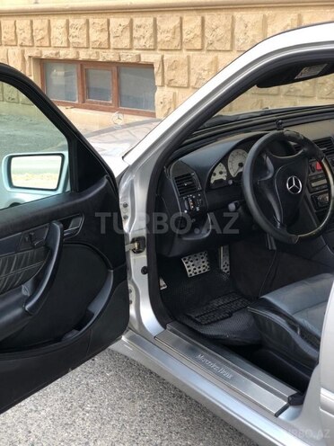 Mercedes C 280 2000, 350,000 km - 2.8 l - Bakı
